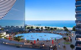 Panorama Sea View Aparthotel In Orbi City Batumi